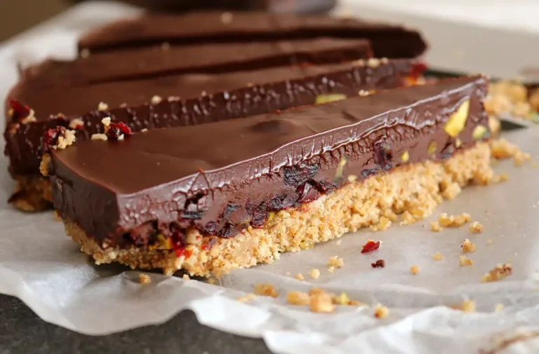 Barres Chocolatées aux Fruits Secs et Cranberries