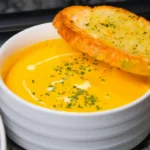 Soupe de potimarron et pommes de terre
