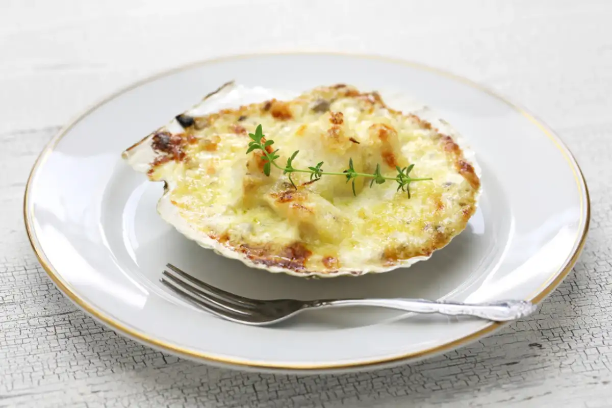 coquilles Saint-Jacques gratinées
